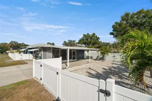 5555 13th St N, Saint Petersburg, FL 33703 - Photo 27