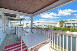 5072 Starfish Dr SE, Saint Petersburg, FL 33705 - Photo 5