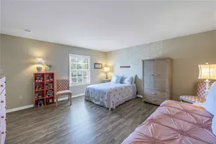 5072 Starfish Dr SE, Saint Petersburg, FL 33705 - Photo 17