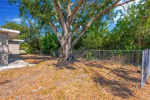 123 18th St NW, Ruskin, FL 33570 - Photo 25