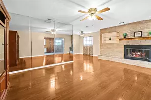 1233 Lorie Cir, Brandon, FL 33510 - Photo 17