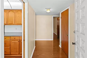 1233 Lorie Cir, Brandon, FL 33510 - Photo 5