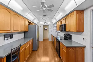 1233 Lorie Cir, Brandon, FL 33510 - Photo 11