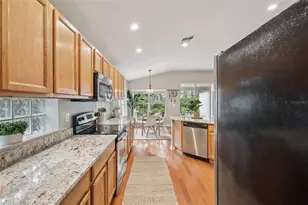 4632 Whispering Park Ln, Tampa, FL 33614 - Photo 13