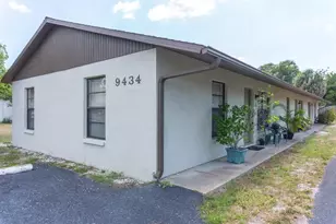 9434 Lynn Ln, Seminole, FL 33777 - Photo 1