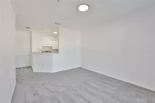 18001 Richmond Pl Dr, Tampa, FL 33647 - Photo 9