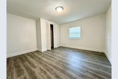 3905 54th Avenue N, Saint Petersburg, FL 33714 - Photo 5