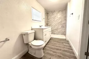 3905 54th Ave N, Saint Petersburg, FL 33714 - Photo 11