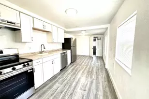 3905 54th Ave N, Saint Petersburg, FL 33714 - Photo 3