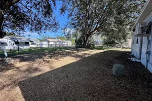 3905 54th Ave N, Saint Petersburg, FL 33714 - Photo 13