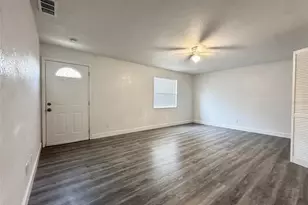 3905 54th Ave N, Saint Petersburg, FL 33714 - Photo 7