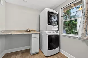 5717 2nd Ave N, Saint Petersburg, FL 33710 - Photo 17