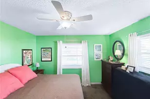 1308 Bluewater Dr, Sun City Center, FL 33573 - Photo 23