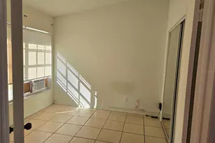 9224 Camino Villa Blvd, Tampa, FL 33635 - Photo 9