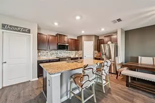 15461 Broad Brush Dr, Sun City Center, FL 33573 - Photo 11