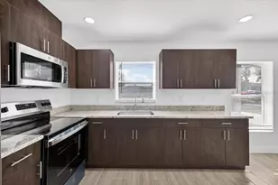 4151 Oakfield Ave, Holiday, FL 34691 - Photo 11