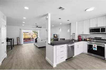 13952 Fletchers Mill Drive, Tampa, FL 33613 - Photo 7