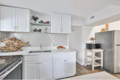 134 86th Terrace, Treasure Island, FL 33706 - Photo 13