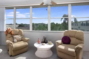 8101 11th St N, Saint Petersburg, FL 33702 - Photo 13