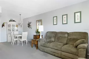 8101 11th St N, Saint Petersburg, FL 33702 - Photo 3