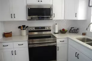 91 Redwood Dr, Safety Harbor, FL 34695 - Photo 5