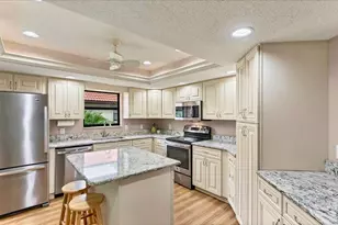 270 Laurel Hollow Dr, Nokomis, FL 34275 - Photo 5