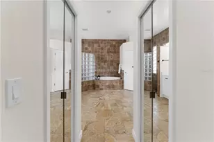 9909 Kingshyre Way, Tampa, FL 33647 - Photo 27