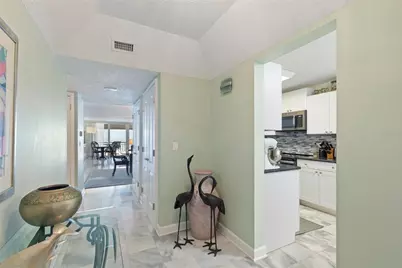 2900 Gulf Boulevard #201, Belleair Beach, FL 33786 - Photo 3