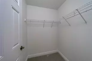 270 Valencia Cir, Saint Petersburg, FL 33716 - Photo 47