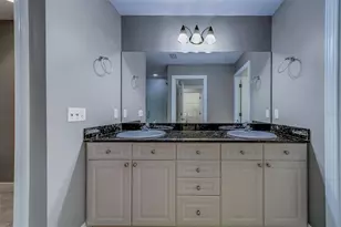 270 Valencia Cir, Saint Petersburg, FL 33716 - Photo 37