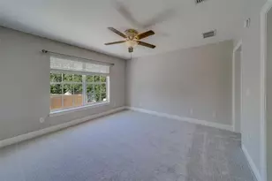 270 Valencia Cir, Saint Petersburg, FL 33716 - Photo 53