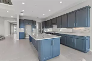 9907 Autumn Rdg Ave, Riverview, FL 33578 - Photo 3