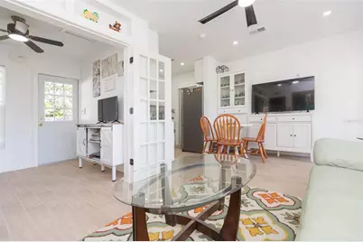 3911 Helena Street NE, Saint Petersburg, FL 33703 - Photo 7