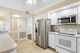 5108 Brittany Dr S, Saint Petersburg, FL 33715 - Photo 9