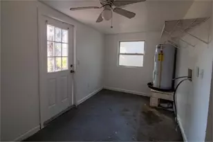 8805 Temple Park Dr, Tampa, FL 33637 - Photo 17