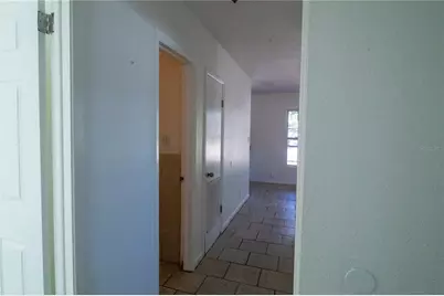 8805 Temple Park Drive, Tampa, FL 33637 - Photo 13