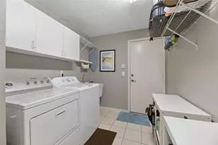 2307 Platinum Dr, Sun City Center, FL 33573 - Photo 21