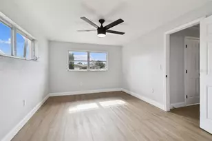 369 Westwinds Dr, Palm Harbor, FL 34683 - Photo 17