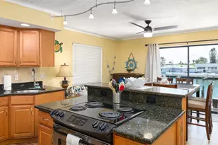 125 110th Ave, Treasure Island, FL 33706 - Photo 39