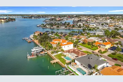 1135 81st Street S, Saint Petersburg, FL 33707 - Photo 61