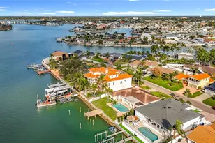 1135 81st St S, Saint Petersburg, FL 33707 - Photo 61