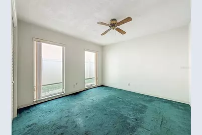 1135 81st Street S, Saint Petersburg, FL 33707 - Photo 27