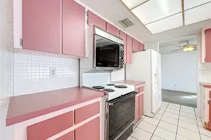 1135 81st St S, Saint Petersburg, FL 33707 - Photo 35