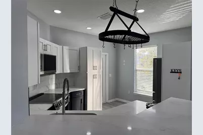 10444 Villa View Circle, Tampa, FL 33647 - Photo 7