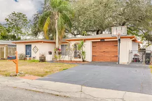 3322 Fairmount Dr, Holiday, FL 34691 - Photo 3