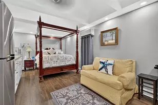 531 16th St S, Saint Petersburg, FL 33705 - Photo 21