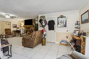 305 N Lauber Way, Tampa, FL 33609 - Photo 7