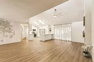 1228 Rainbrook Cir, Valrico, FL 33596 - Photo 5