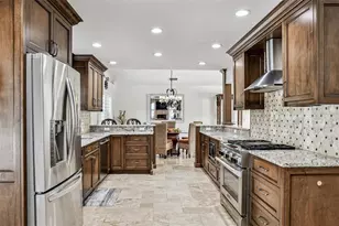 9149 Maple Ct, Seminole, FL 33777 - Photo 19