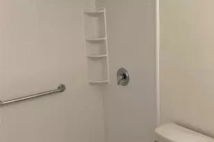 5660 80th St N, Saint Petersburg, FL 33709 - Photo 15